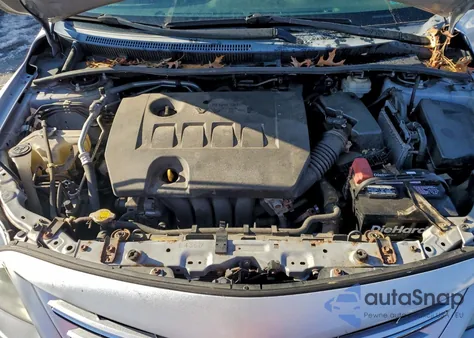 2013 Toyota Corolla Base z USA, uszkodzony, nr VIN 2T1BU4EE5DC991779